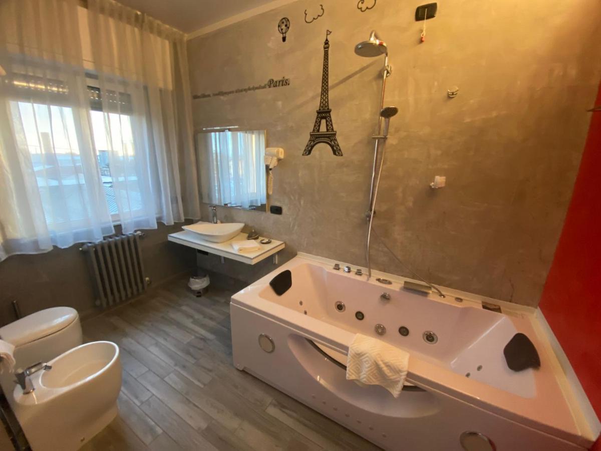 B2In Suite & Office Capriate San Gervasio Εξωτερικό φωτογραφία