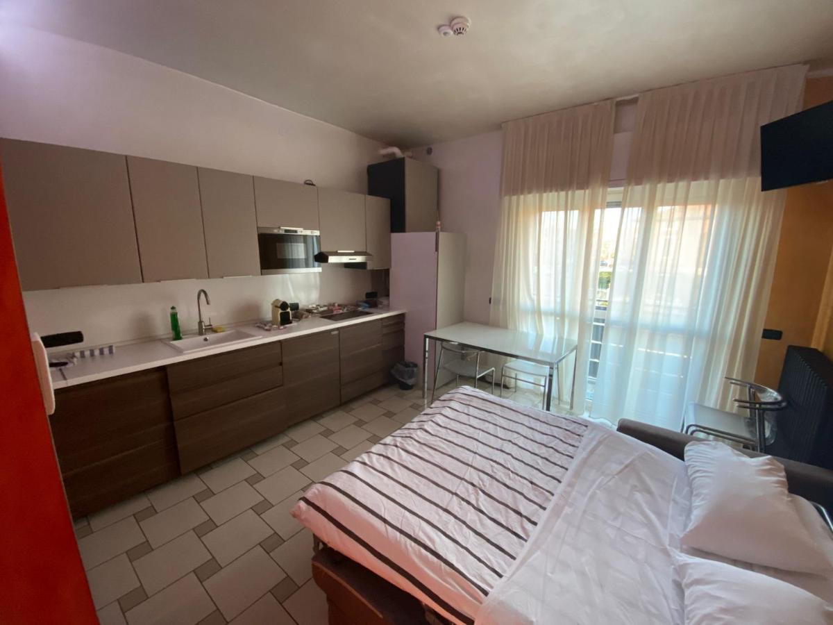 B2In Suite & Office Capriate San Gervasio Εξωτερικό φωτογραφία